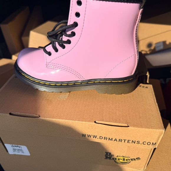 Dr.martens brand new in box - Picture 3 of 4